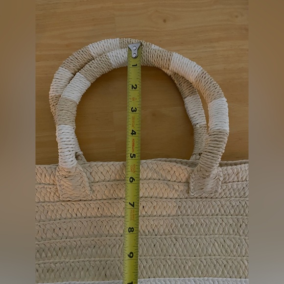 Altru Made for Good Straw Tote - Picture 12 of 13